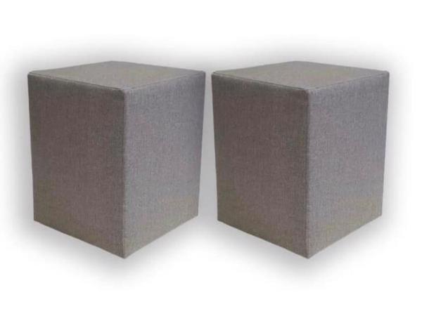 Grijze nachtkastjes / hockers