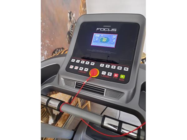 Inklapbare loopband FOCUS FITNESS JET 5 zo goed als nieuw!!