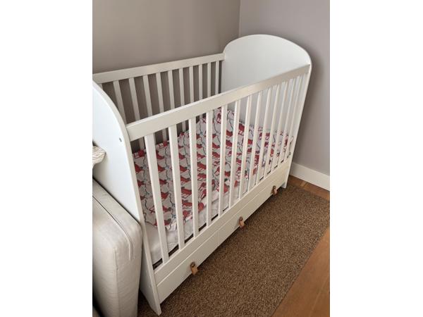Babybed IKEA met lades