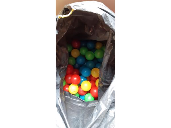 Plastic ballenbak ballen