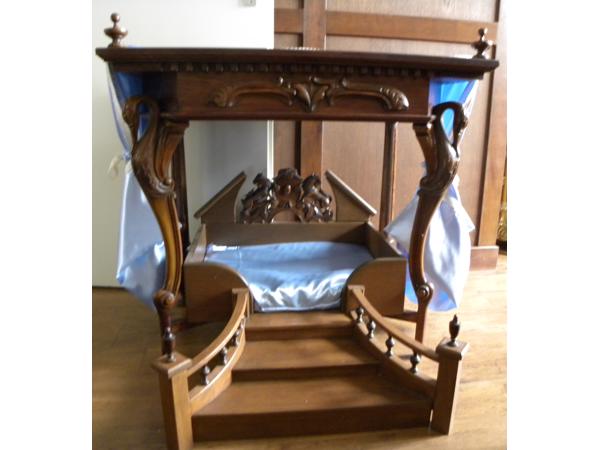 Eikenhouten honden hemelbed