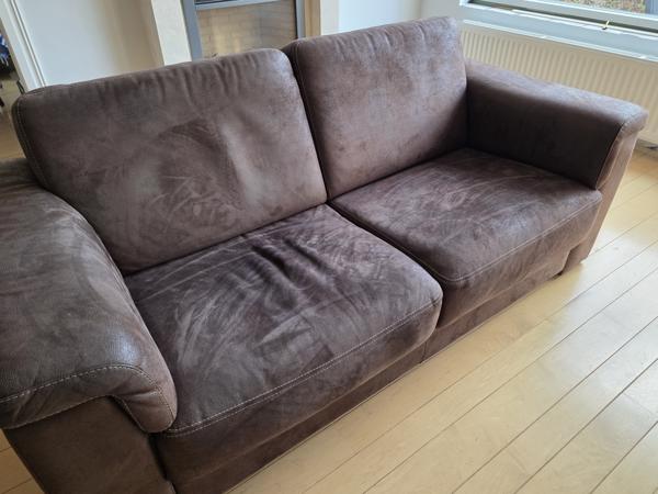 Bank 3 zits, nog heel mooi.