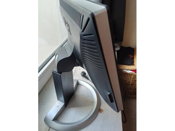 Dell computerscherm draaibaar