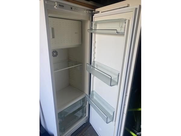 koelkast met vriesvak