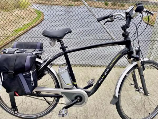 Partij Flyer Elektrische Fietsen + Van Raam Balance €2900