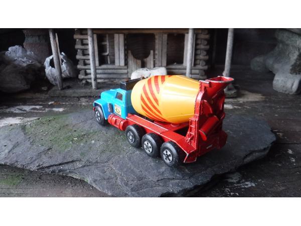 Matchbox super kings K6 cement mixer