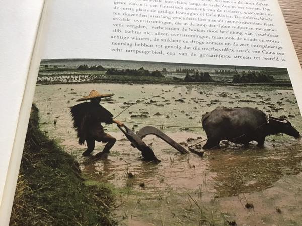 CHINA Boek wat een prachtig,uniek en immens land