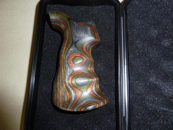 Form Rifle stocks  Laminated Handgrip