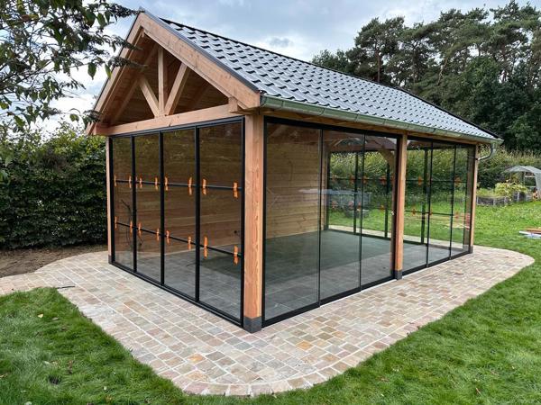 Maatwerk- Douglas houten bijgebouwen, tuinhuisjes