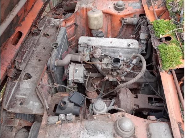 aangeboden; BMW 2002 voor onderdelen.