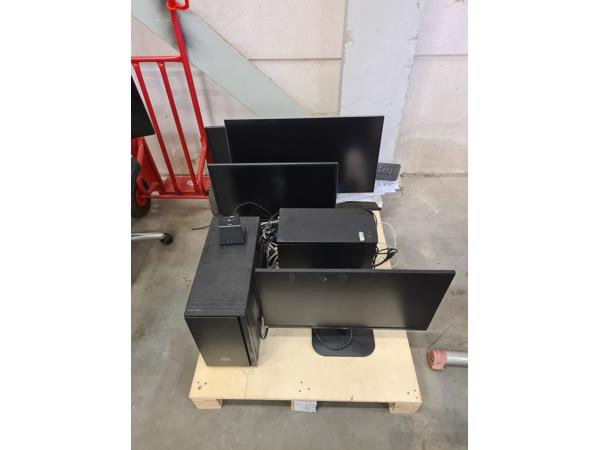 leegverkoop beeldschermen desktops en toebehoren