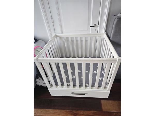 Witte baby box
