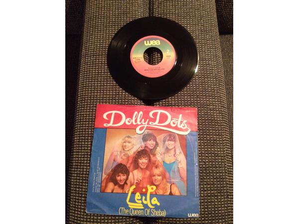 Lp en singles Dolly Dots en  koningin Juliana , ook los