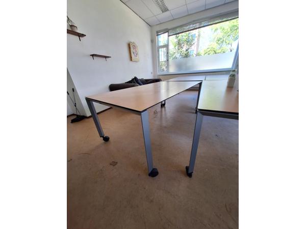 Bureaus / tafels