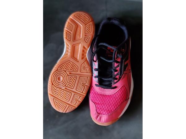 Asics sportschoenen, maat 38