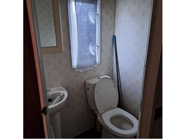 Te koop stacaravan 11 x 3,70 meter