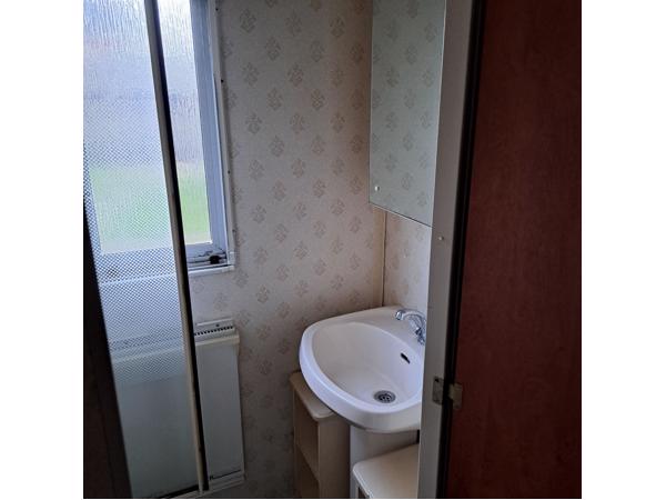 Te koop stacaravan 11 x 3,70 meter