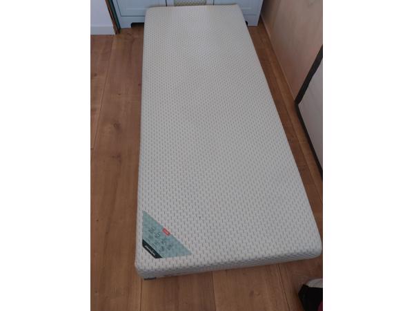 matras 80x190x23cm
