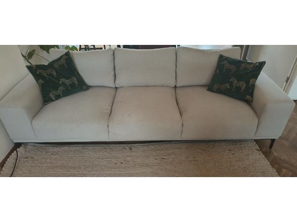 3-zits bank Connolly