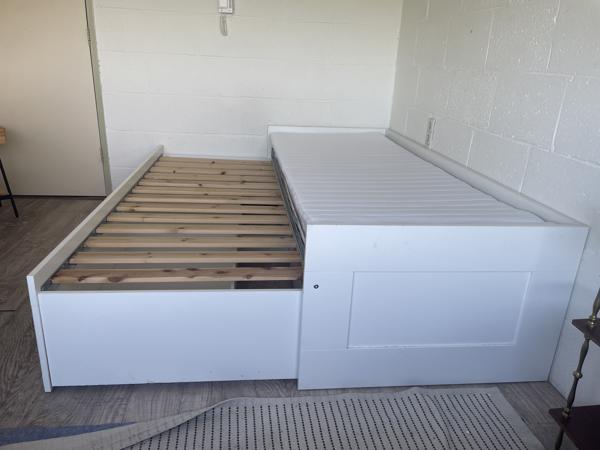 Uitschuifbank Bedbank Ikea Brimnes