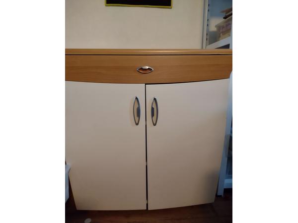 Houten aankleedcommode