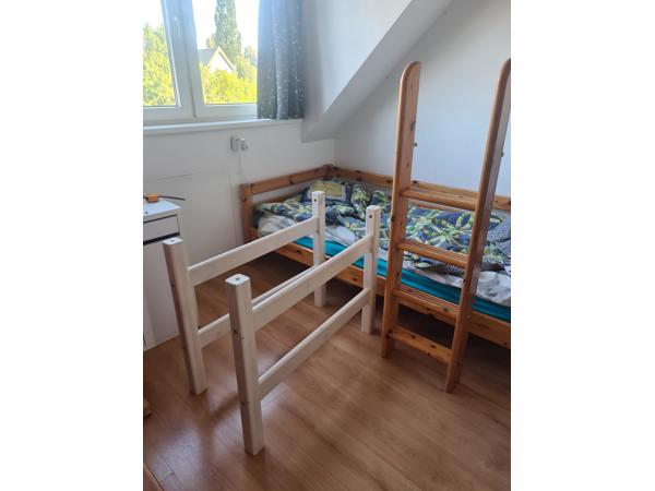 Degelijk houten Flexa bed