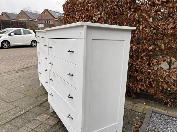 2 houten Ikea ladekasten ,