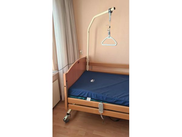 Gratis afhalen hoog laag bed, nooit gebruikt