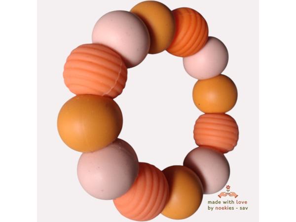 Noekies Handgemaakte Bijtring oranje - Nieuw!