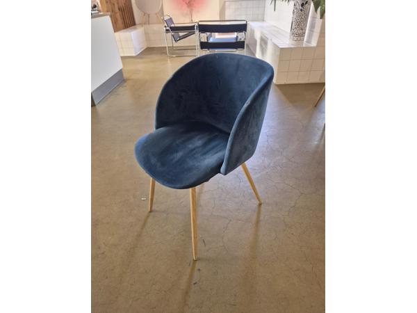 10 Stoelen in goede staat