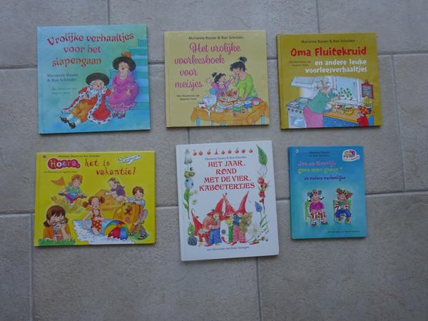 Het vrolijke lente en zomer boek ( Vivian den Hollander )