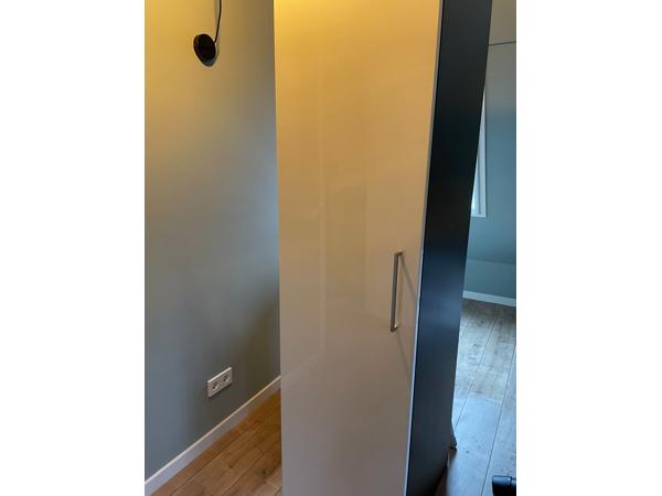 neus Dominant Onderdompeling Ikea PAX kasten met Fardal deuren in Zeist - Huis en Inrichting, Kasten en  Berging - Markanda