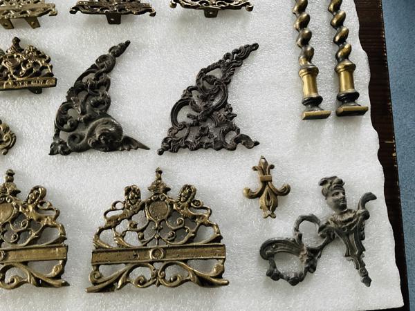 Messing klok ornamenten