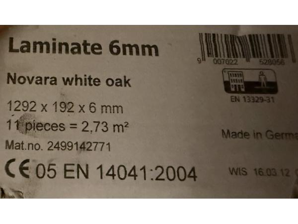 Laminaatvloer Krono Swiss 68m2 incl 79m plint