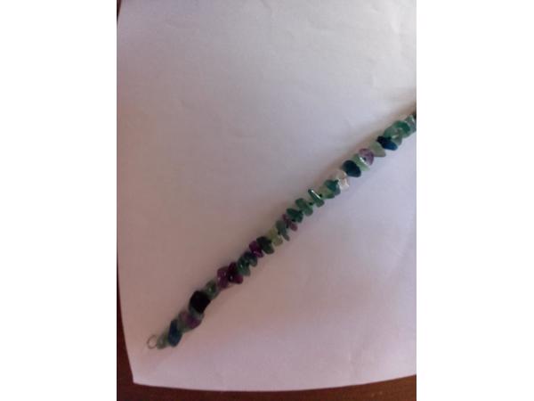 Fluoriet ketting in groen, paars en transparant kleur 60 cm