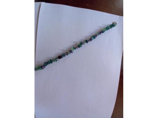 Fluoriet ketting in groen, paars en transparant kleur 60 cm