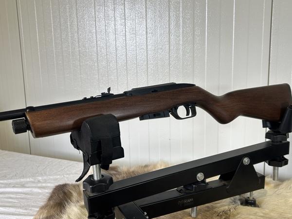 Crosman 1077 4,5mm Semi-auto CO2