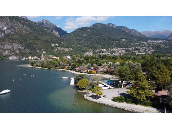 Vakantie italie , luganomeer, Comomeer, aan het strand 🏖