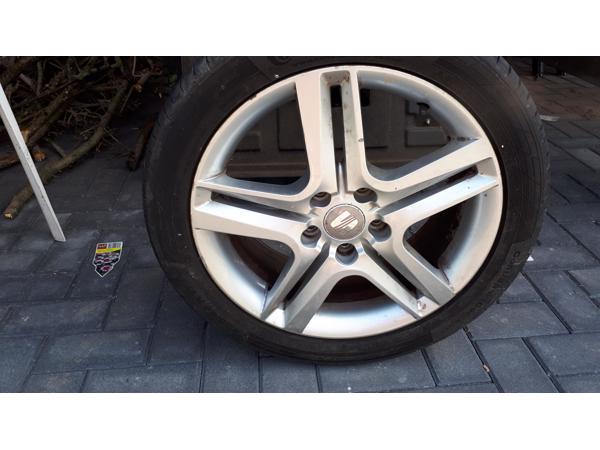 3 velgen te koop maat 225/45 afkomstig van Seat altea