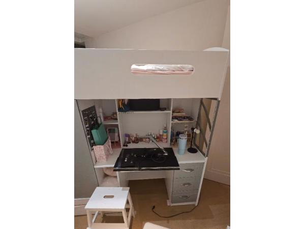 Multifunctionele hoogslaper, nieuwprijs 1099!