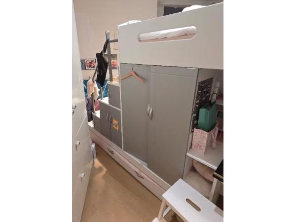 Multifunctionele hoogslaper, nieuwprijs 1099!