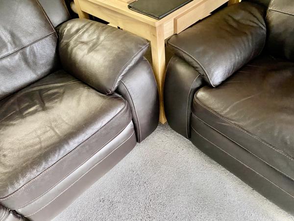 2 Vouwbare Deelbare Leren Banken die comfortabel zitten