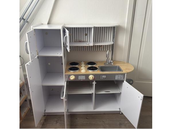 Speelkeukentje met accessoires