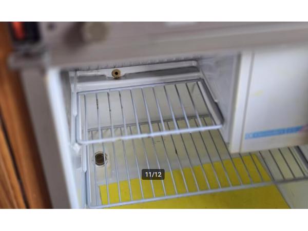 ERIBA TRITON 400 1990 Vast Bed Treinzit