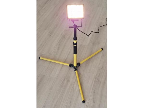 Bouwlamp op statief – 300W halogeen