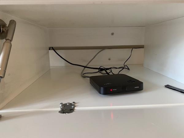 TV meubel van Ikea kleur wit