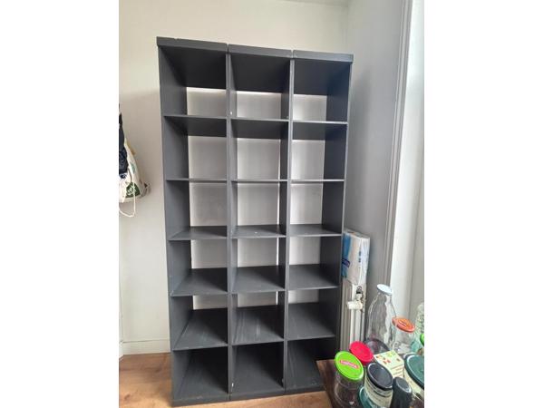 3x Boekenkast/Opbergkast - Grijs - per stuk 225x38x35 cm