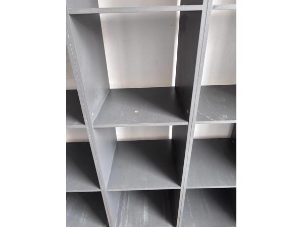 3x Boekenkast/Opbergkast - Grijs - per stuk 225x38x35 cm