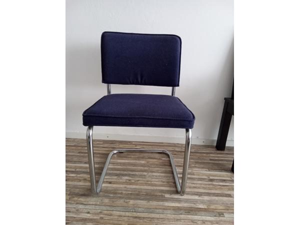 Gratis twee stoelen