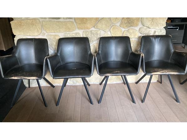 8 eetkamer stoelen - waarvan 4 kuipstoelen